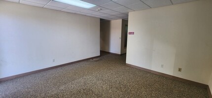 3629 W Gettysburg Ave, Fresno, CA for lease Interior Photo- Image 2 of 17