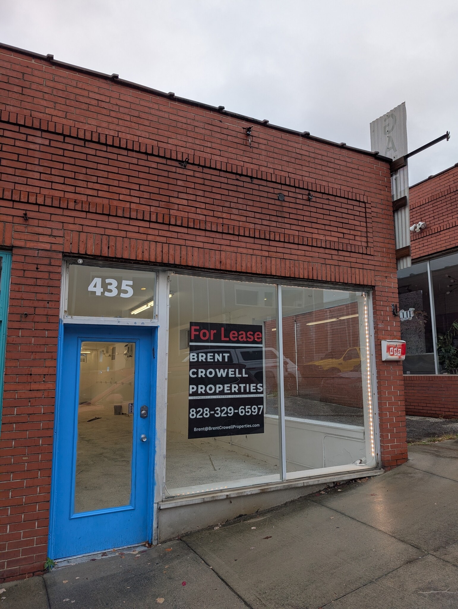 435 N Church St, Hendersonville, NC for lease Building Photo- Image 1 of 13