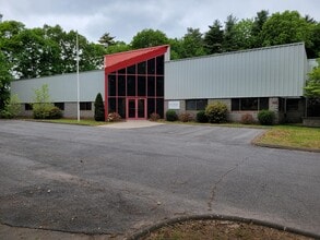 117 W Dudley Town Rd, Bloomfield, CT for lease Building Photo- Image 1 of 9
