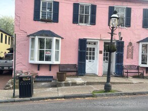 11 W Mechanic St, New Hope, PA for lease Interior Photo- Image 1 of 3