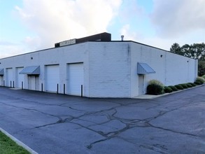 7 Shirley St, Bohemia, NY for lease Building Photo- Image 1 of 4