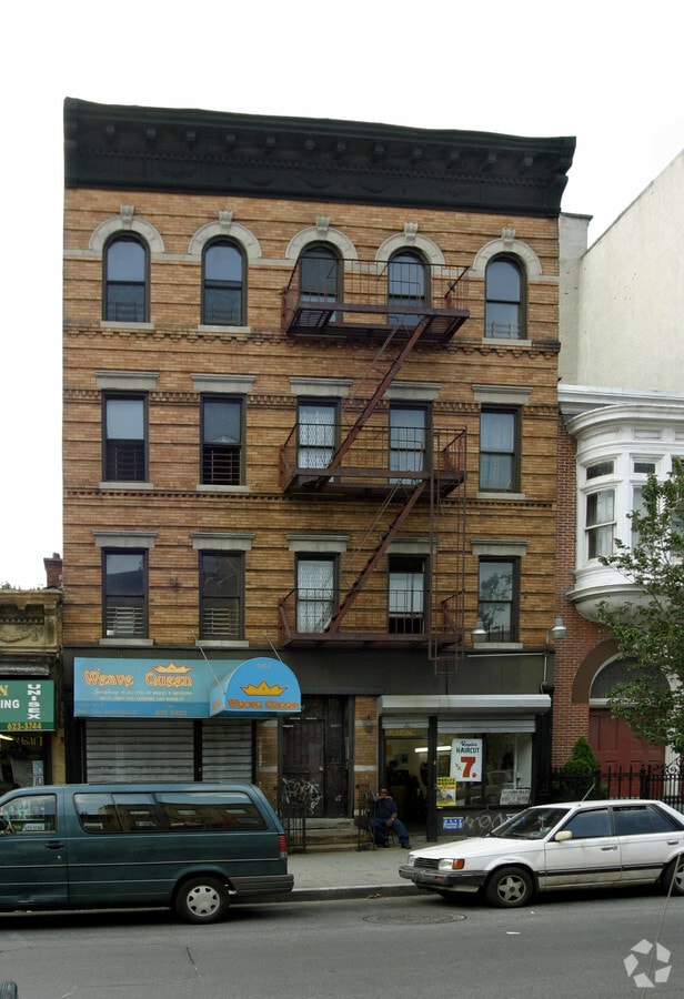 482 Tompkins Ave, Brooklyn, NY 11216