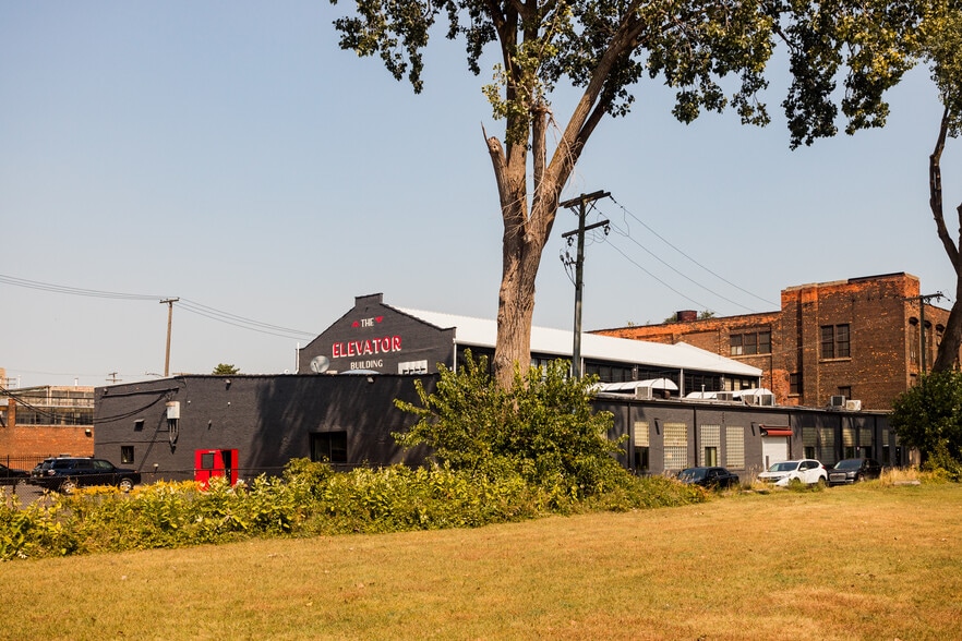 1938 Franklin St, Detroit, MI for lease - Building Photo - Image 2 of 33