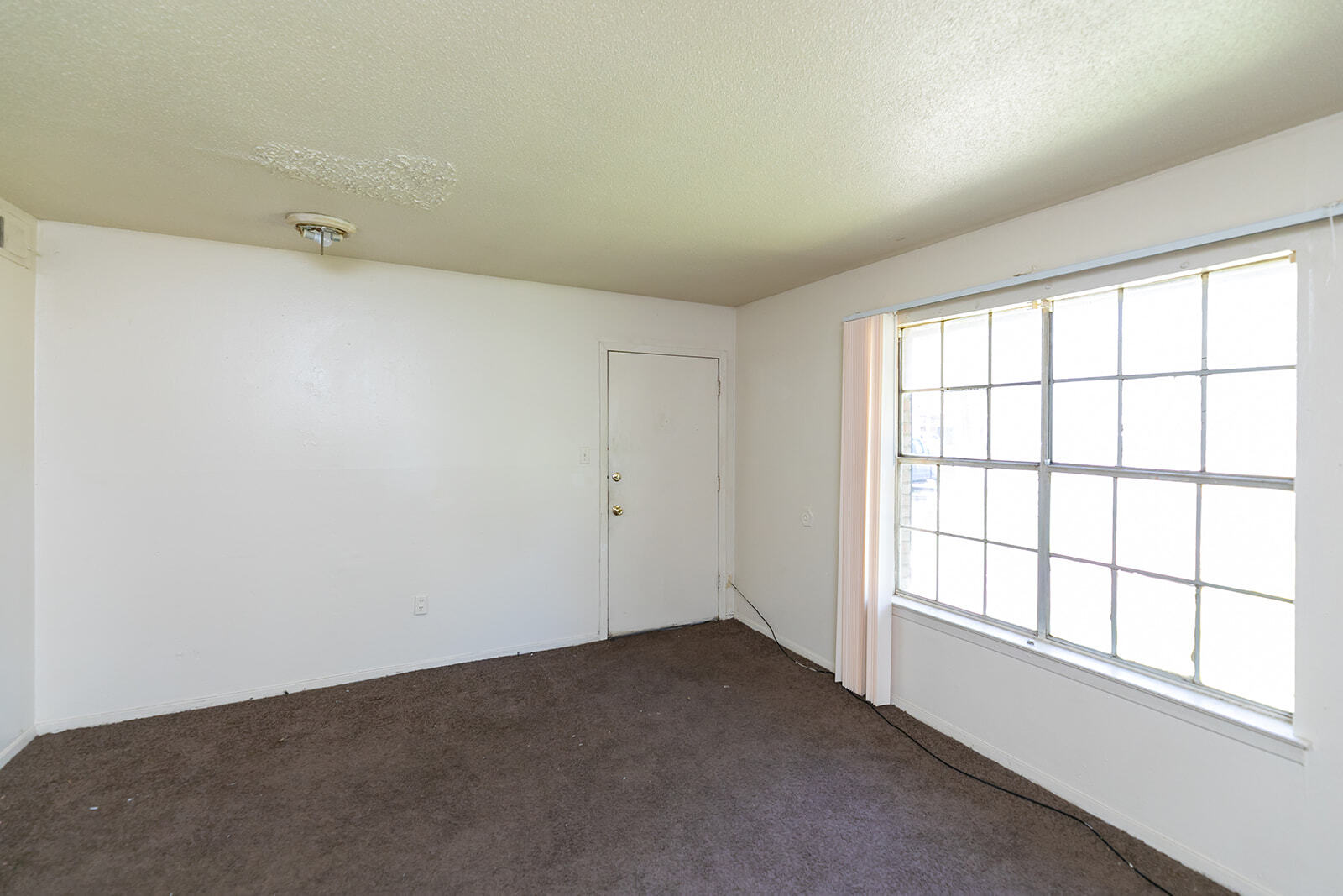 1914 Ezell St, Memphis, TN 38111 Brittany Apartments