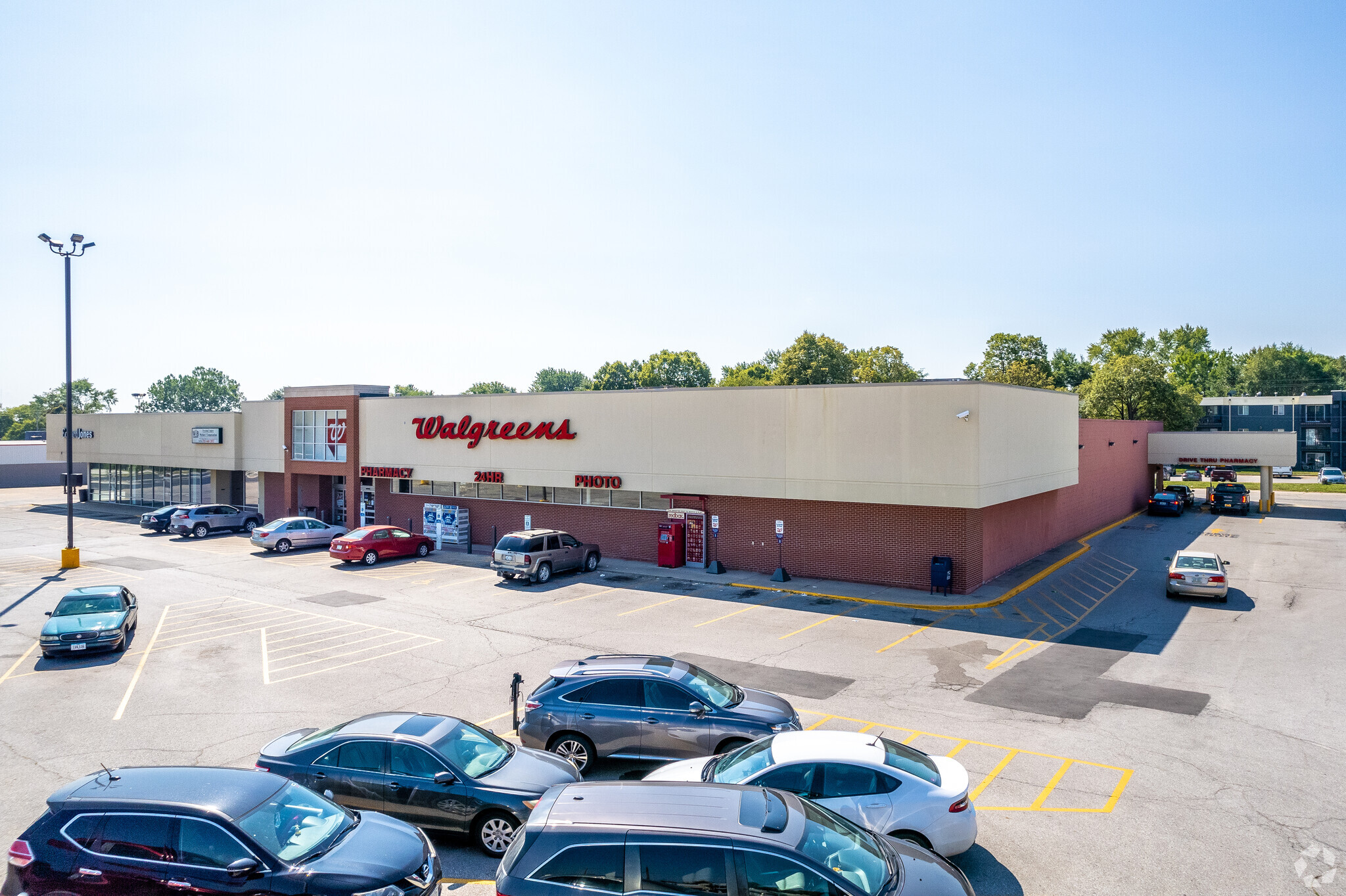 2545 E Euclid Ave, Des Moines, IA 50317 - Retail for Lease | LoopNet