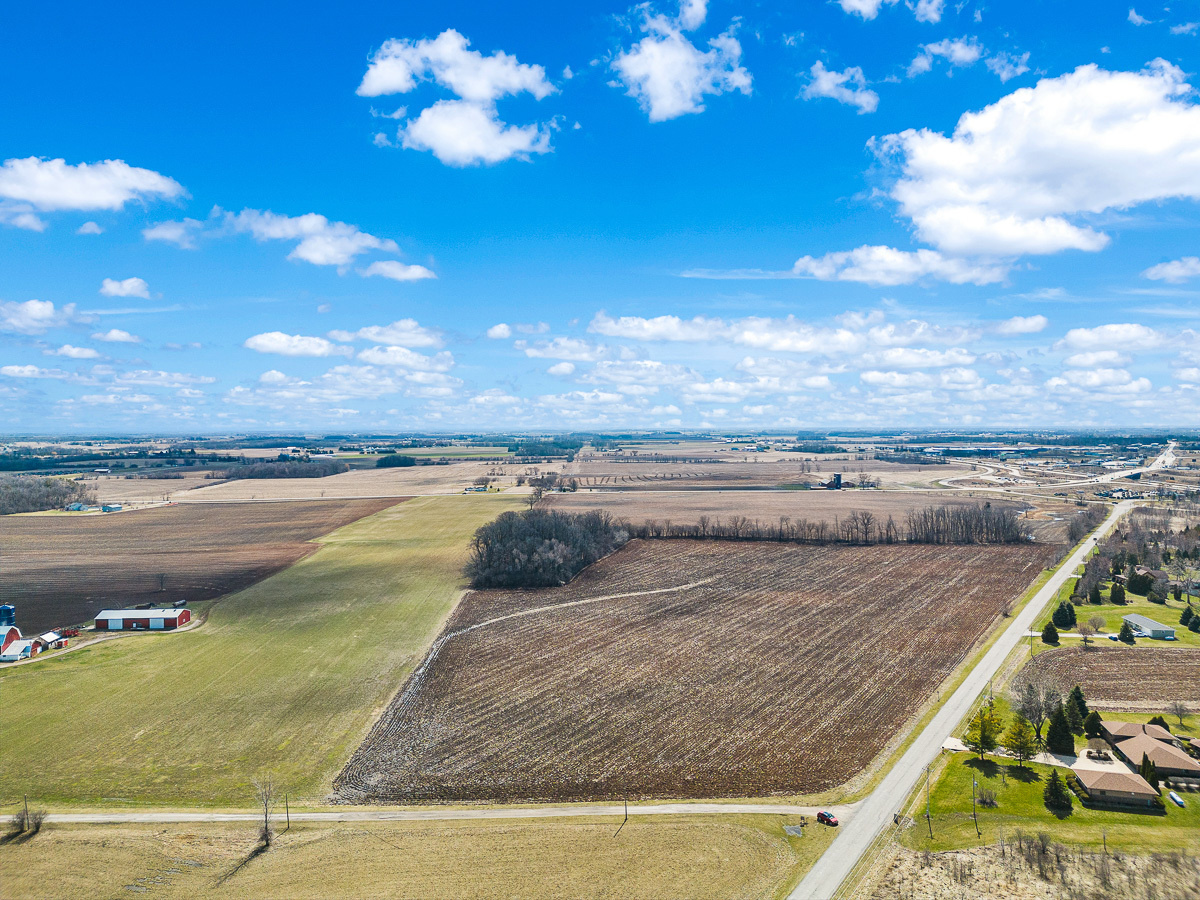 Waupun Rd, Oshkosh, WI for sale Building Photo- Image 1 of 7