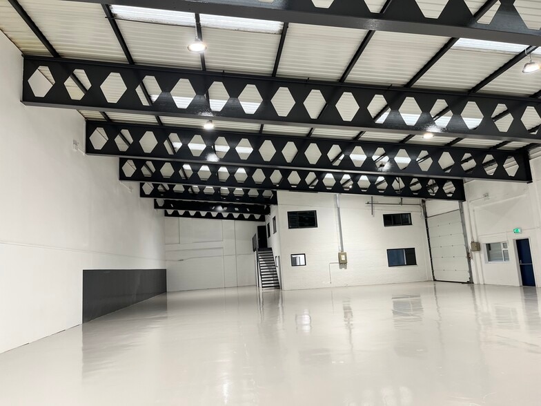 Torre Rd, Leeds for sale - Interior Photo - Image 1 of 1