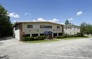 198 Londonderry Tpke, Hooksett NH - Warehouse
