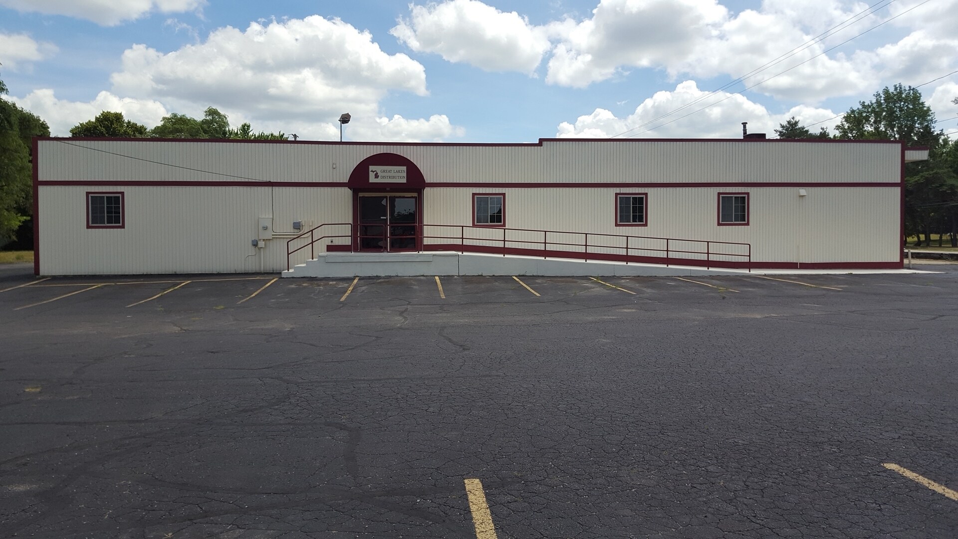 1510 W High St, Mount Pleasant, MI for sale Primary Photo- Image 1 of 11