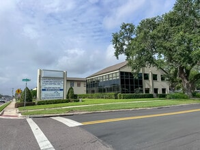 3003 S Florida Ave, Lakeland, FL for lease Interior Photo- Image 1 of 28