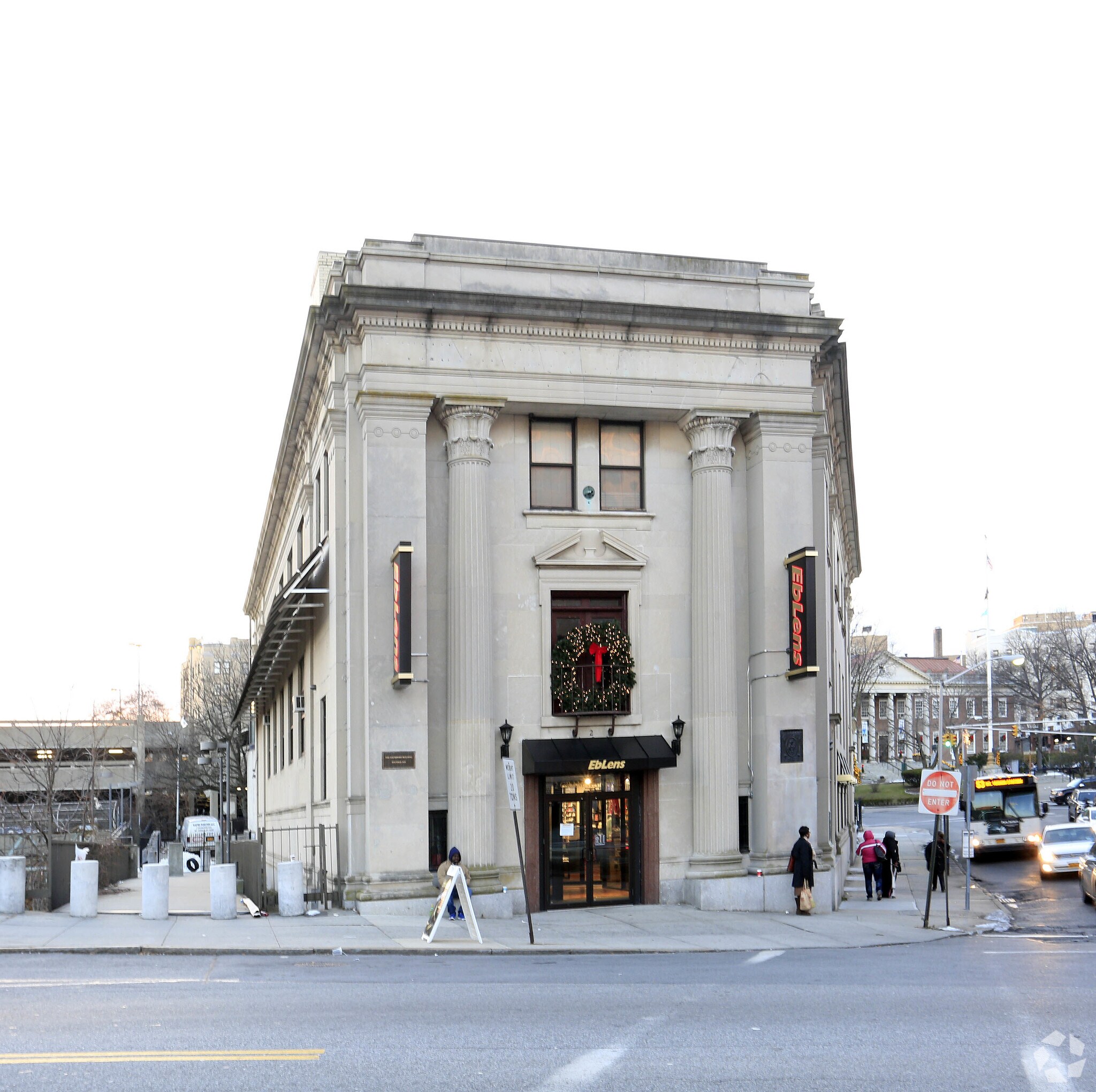 2 Gramatan Ave, Mount Vernon, NY for sale Primary Photo- Image 1 of 1