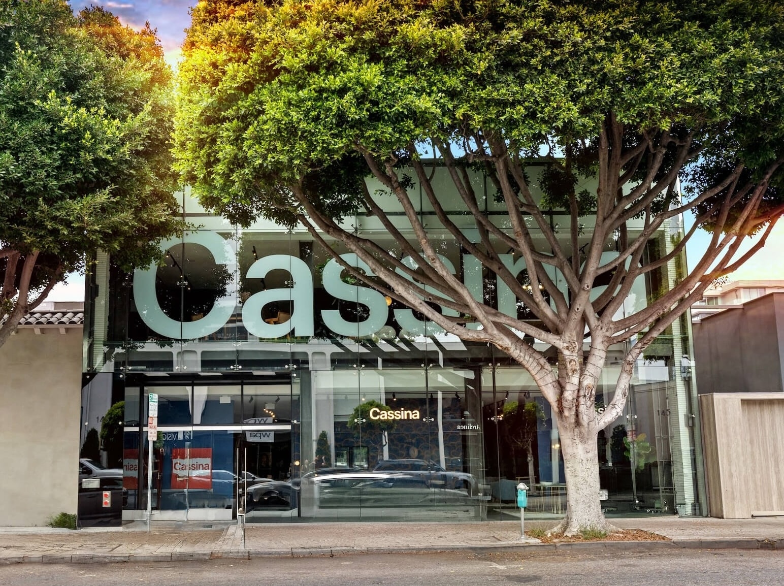 145 N Robertson Blvd, West Hollywood, CA for sale Building Photo- Image 1 of 9