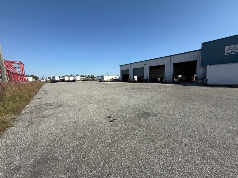 931 Thorpe Rd, Orlando, FL for lease - Building Photo - Image 1 of 6
