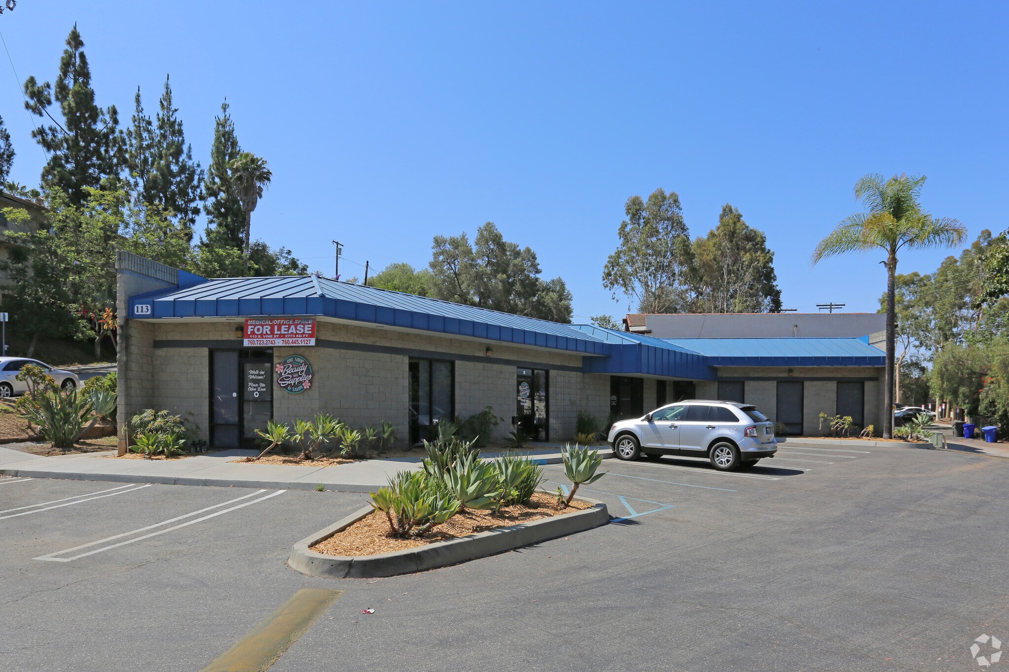 113 S Vine St, Fallbrook, CA for sale Primary Photo- Image 1 of 1