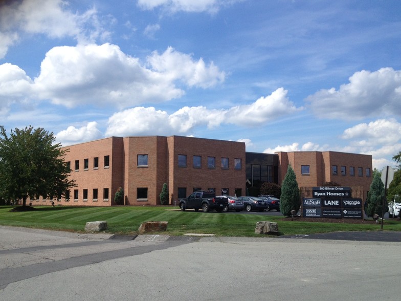 300 Bilmar Dr, Pittsburgh, PA for lease - Building Photo - Image 1 of 1