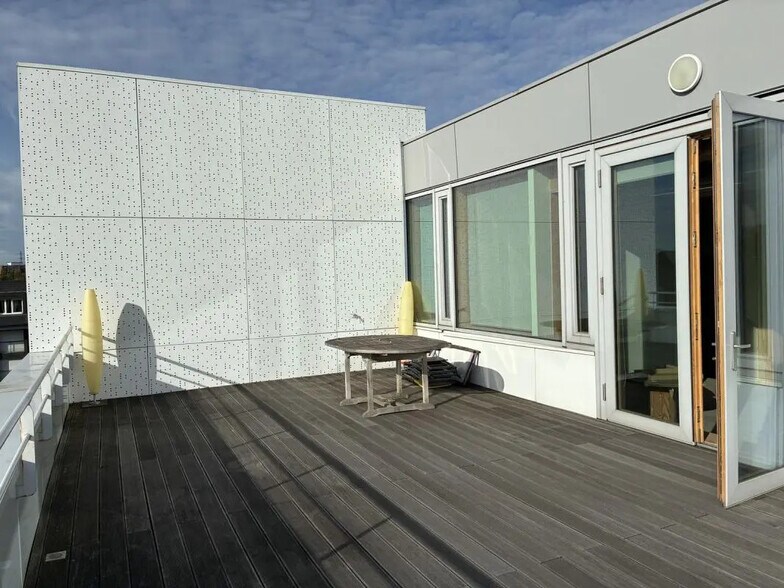 97 Rue Parmentier, Villeneuve-d'Ascq for lease - Building Photo - Image 3 of 10