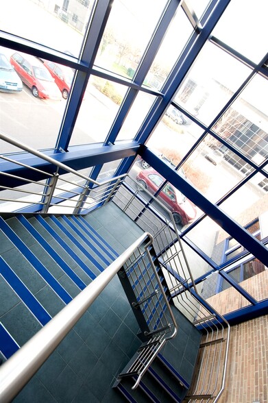 Cheltenham Rd, Gloucester for lease - Interior Photo - Image 2 of 4