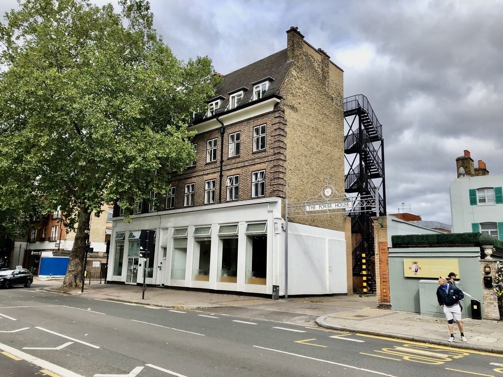 72-74 Chiswick High Rd, London for sale Building Photo- Image 1 of 1