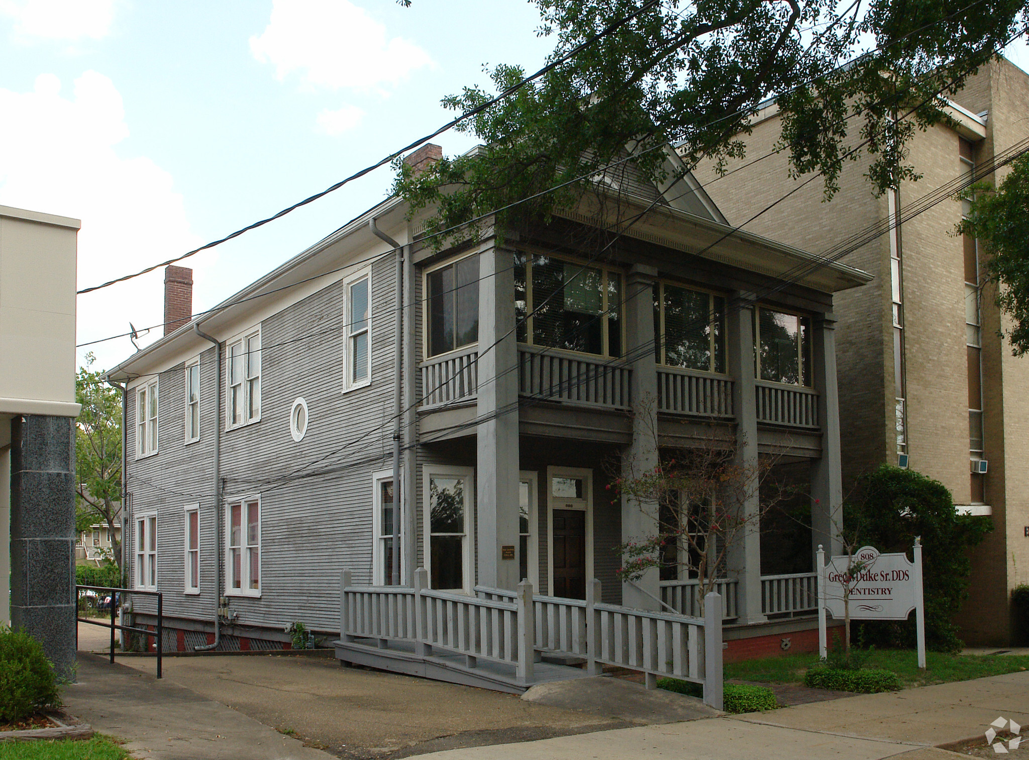 808 N State St, Jackson, MS for sale Primary Photo- Image 1 of 1