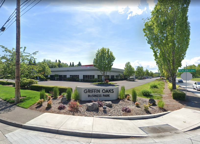 2240 NE Griffin Oaks St, Hillsboro, OR for lease - Building Photo - Image 1 of 3