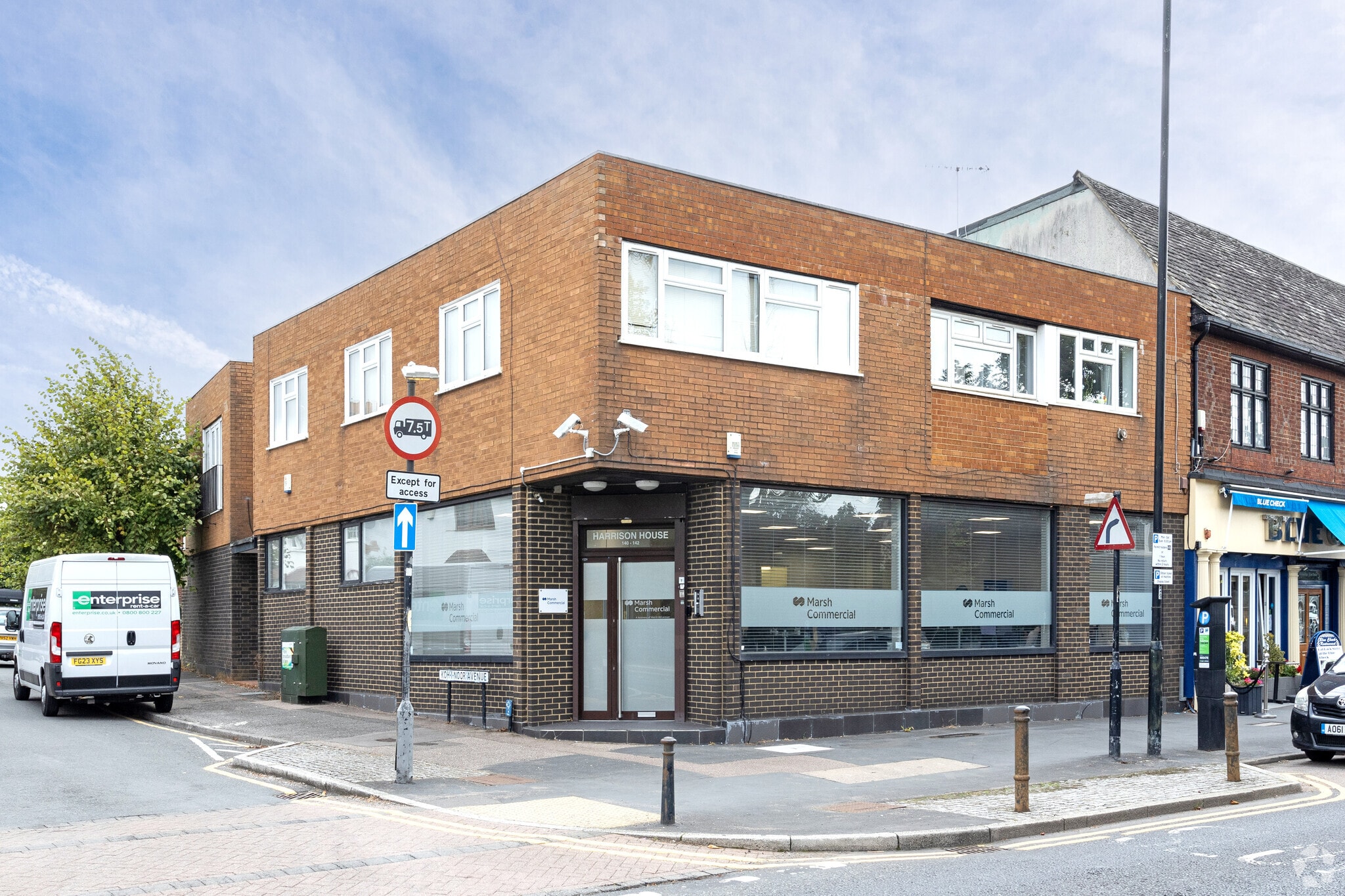 140-142 High St, Bushey for sale Primary Photo- Image 1 of 1