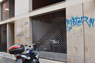 Retail in Vilanova i la Geltrú, Barcelona for lease Building Photo- Image 2 of 3