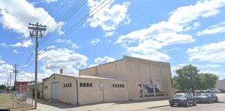 Expansive Flex Building with Strong Upside - Parking Garage