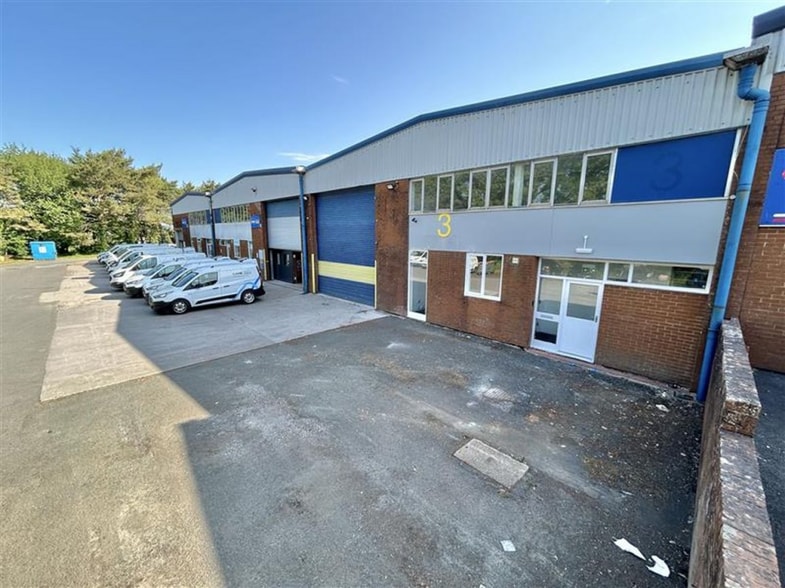 Edgcumbe Rd, Saltash for sale - Building Photo - Image 1 of 1