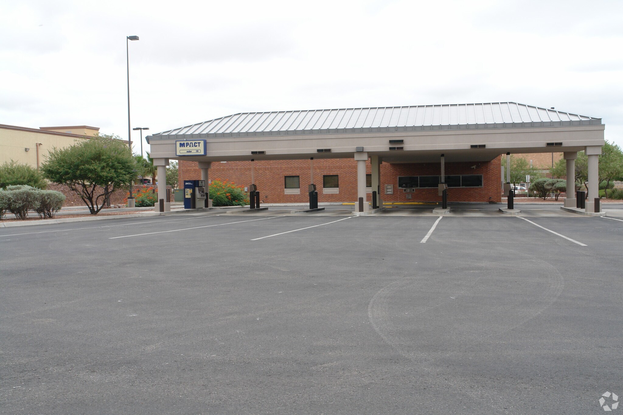 12101 Montwood Dr, El Paso, TX 79936 Bank of the West