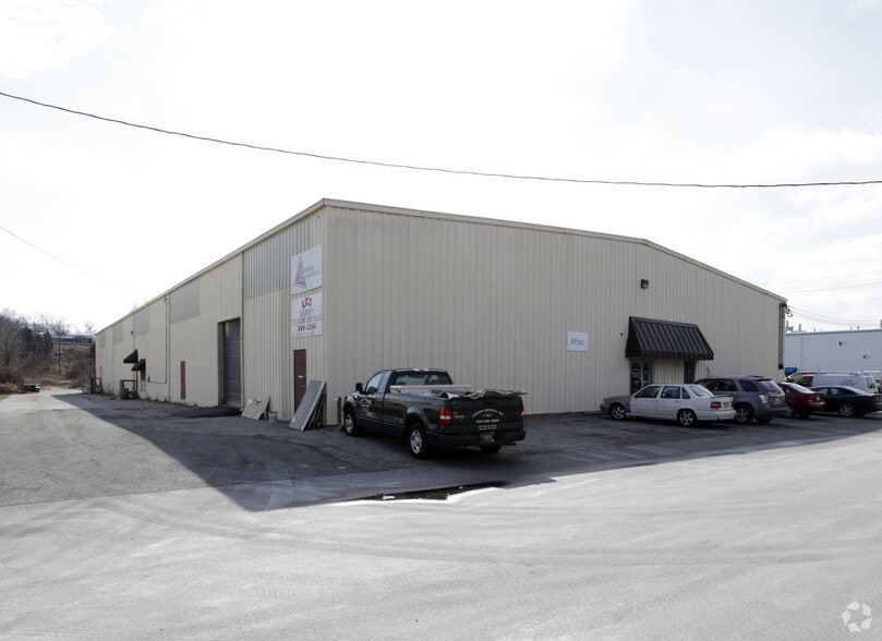 573 Bellevue Rd, Newark, DE for lease - Building Photo - Image 2 of 7