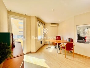 Office in Sabadell, Barcelona for lease Interior Photo- Image 2 of 16