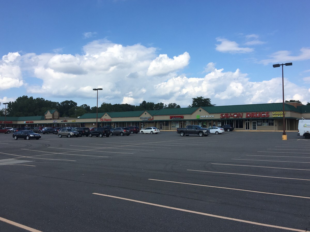 43680 Van Dyke Ave, Sterling Heights, MI 48314