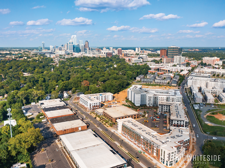 2240-2250 Toomey Ave, Charlotte, NC for lease - Building Photo - Image 3 of 3