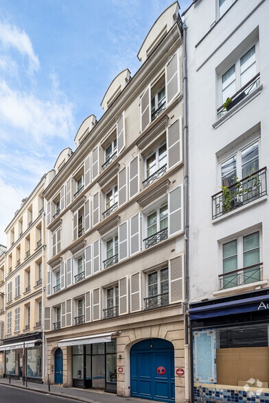 7 Rue De Duras, Paris for sale - Building Photo - Image 2 of 3