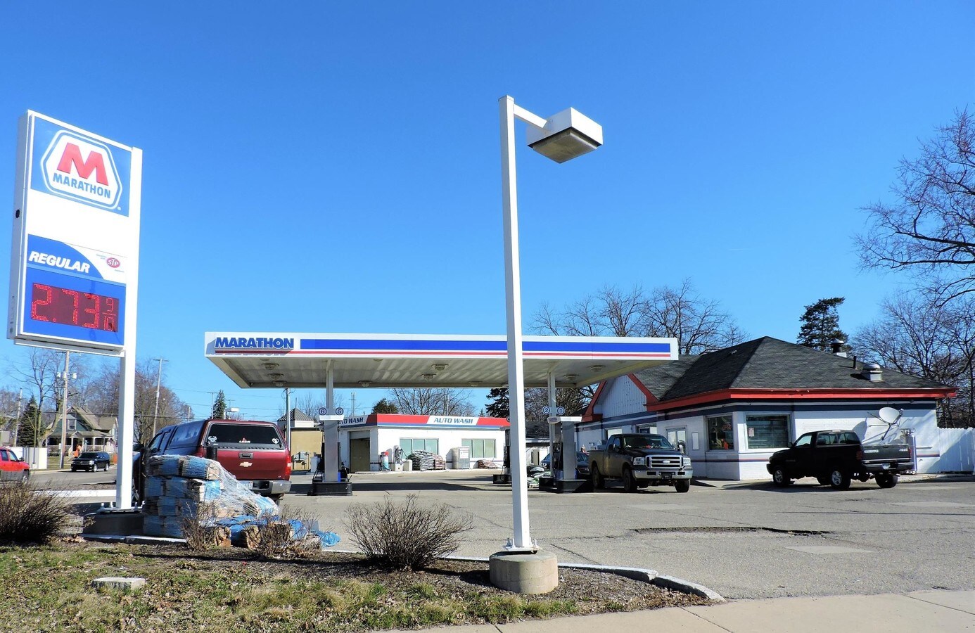 601 E State St, Saint Johns, MI 48879