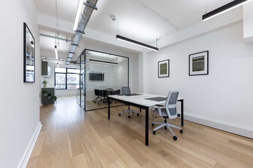 12-13 Poland St, London for lease - Interior Photo - Image 3 of 10