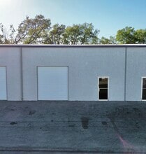 2402-2404 Blue Smoke Ct, Fort Worth, TX for lease Building Photo- Image 1 of 4