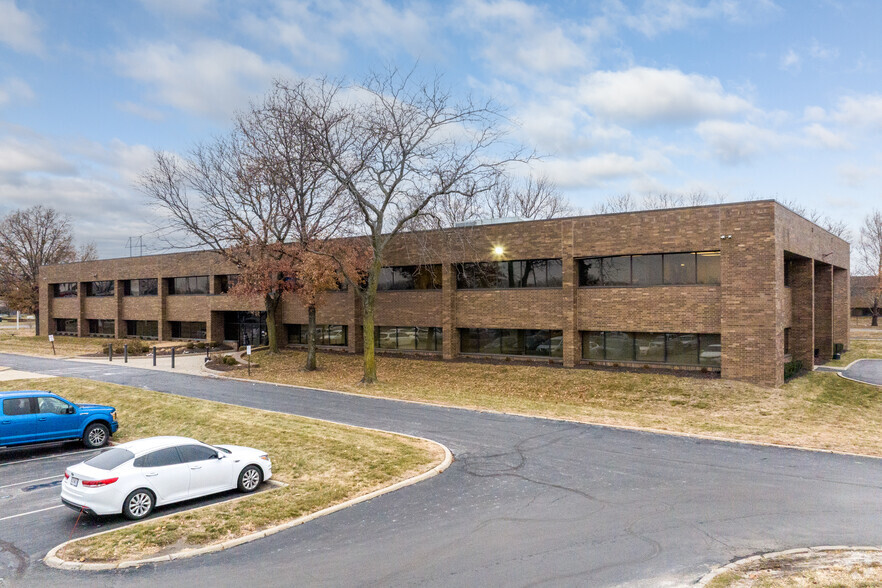 6501 E Commerce Ave, Kansas City, MO for lease - Building Photo - Image 2 of 12