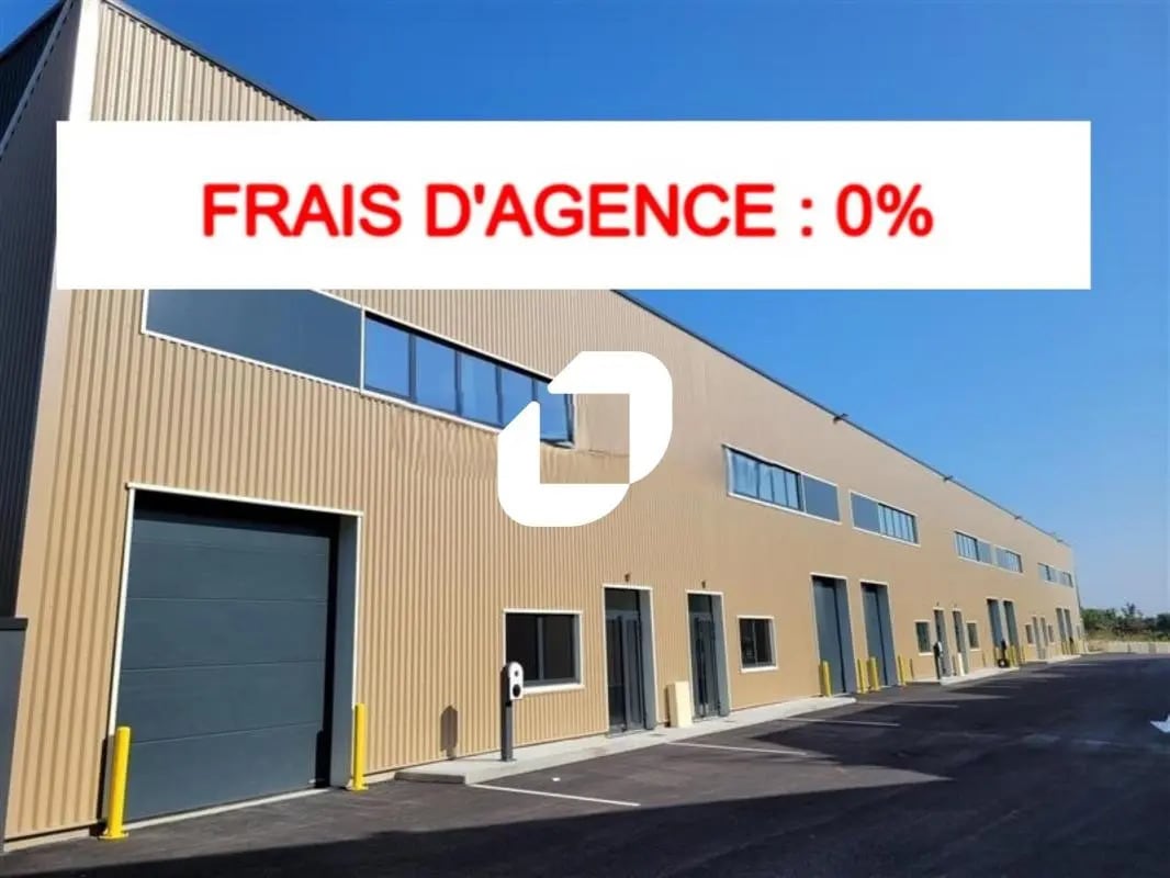 152 Rue François René De Chateaubriand, Carquefou for lease Building Photo- Image 1 of 13