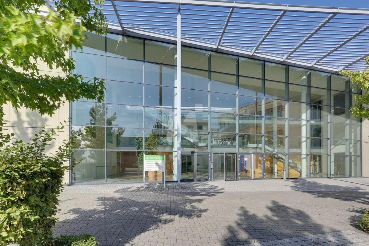 Office in Wissous for lease Building Photo- Image 1 of 20