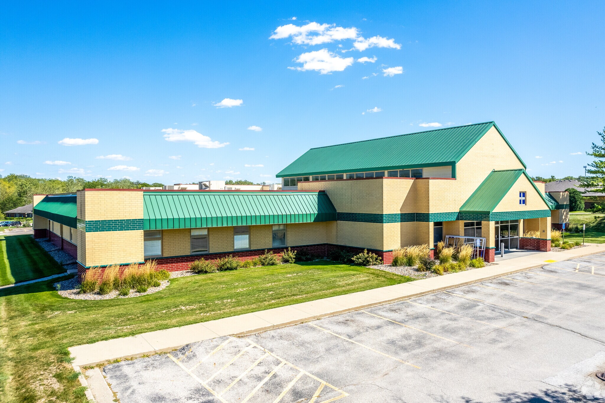 2901 86th St, Urbandale, IA for sale Building Photo- Image 1 of 1