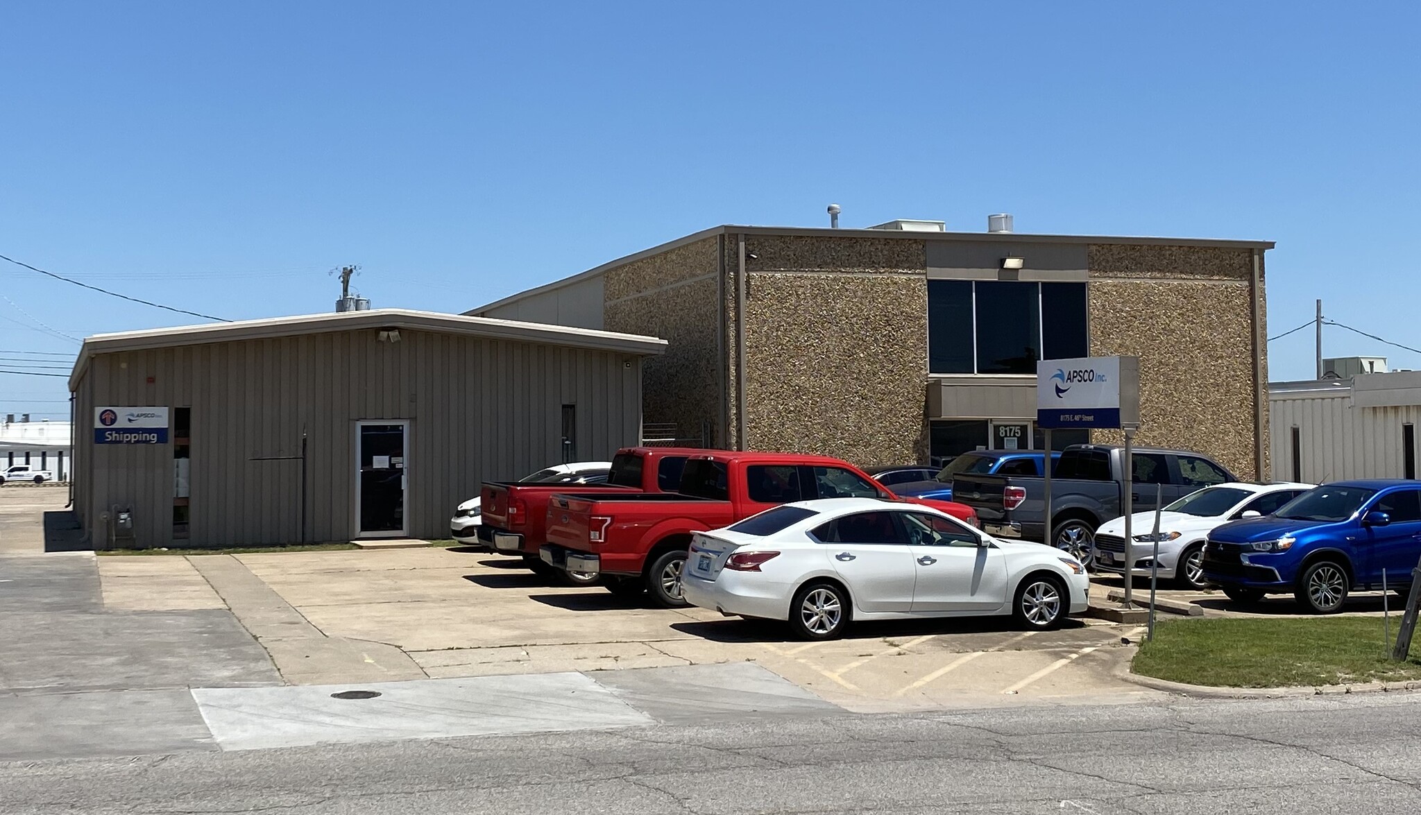 8175 E 46th St, Tulsa, OK for lease Building Photo- Image 1 of 9