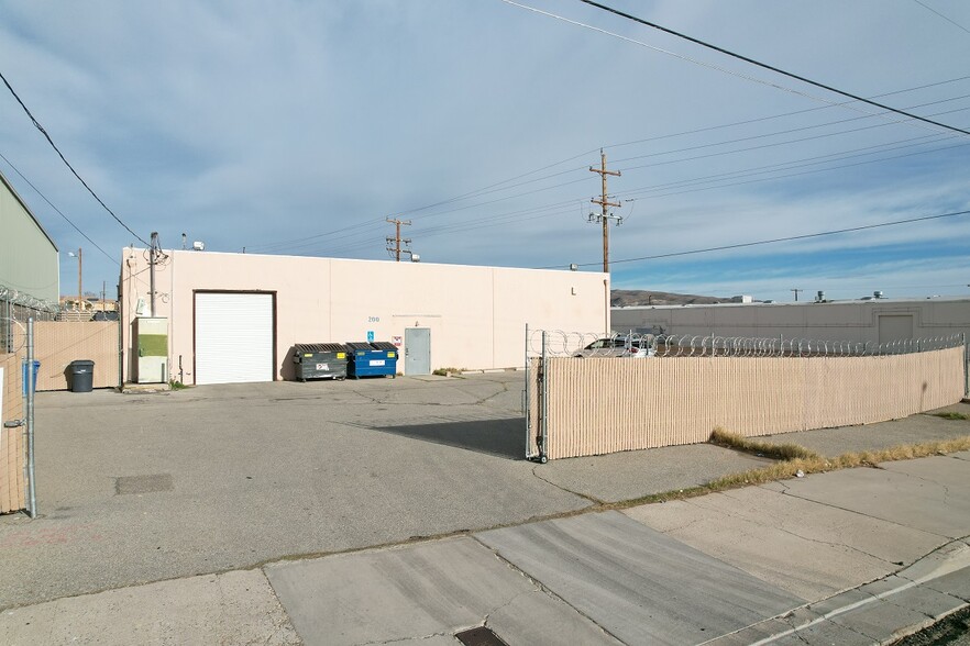200 Eastgate Rd, Barstow, CA for sale - Building Photo - Image 1 of 10
