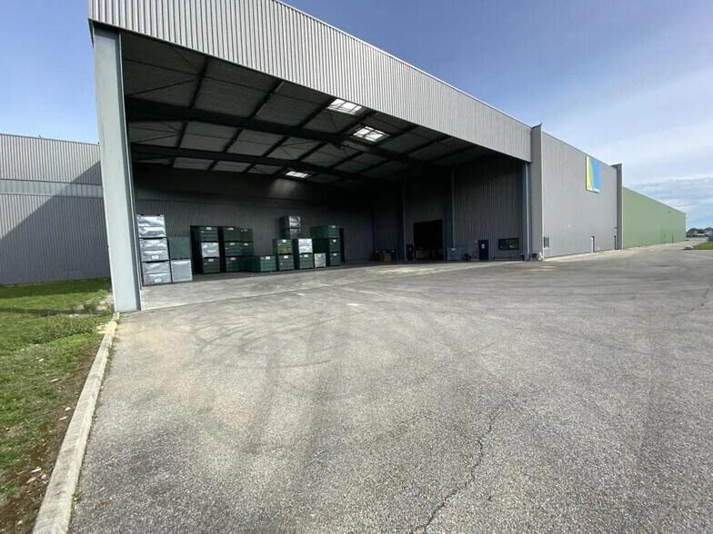 Industrial in La Côte-Saint-André for sale - Building Photo - Image 3 of 13