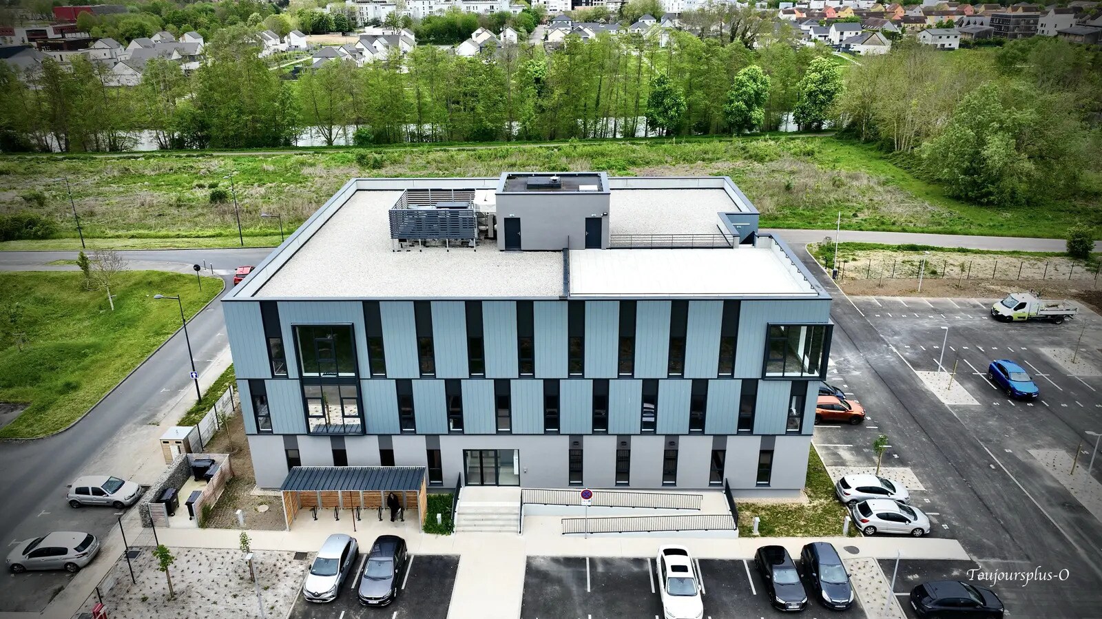 Office in VAL-DE-REUIL for sale Building Photo- Image 1 of 18