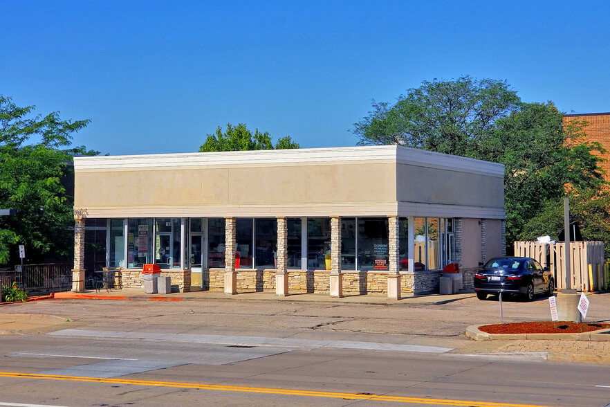 108 Northwest Hwy, Barrington, IL for sale - Building Photo - Image 1 of 4