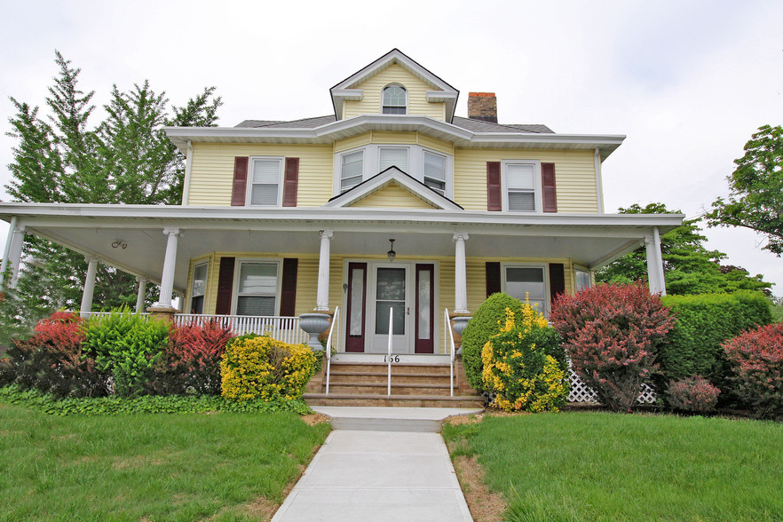 166 Gatzmer Ave, Jamesburg, NJ for sale - Building Photo - Image 1 of 1