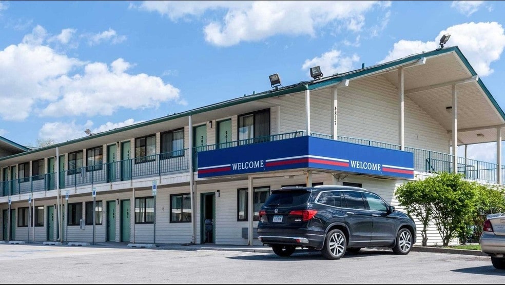 4817 Fleur Dr, Des Moines, IA 50321