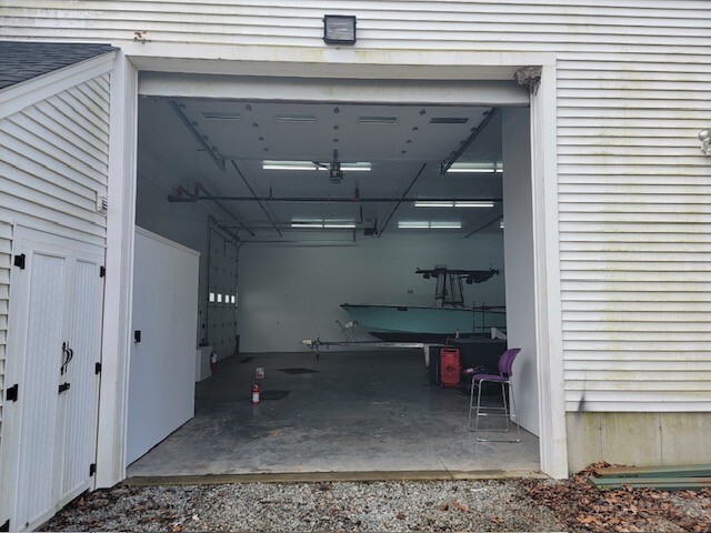 350 N Franklin St, Holbrook, MA for lease - Building Photo - Image 3 of 6