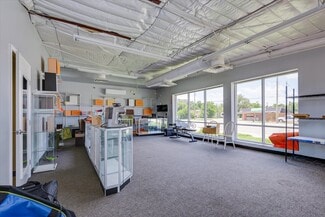 More details for 2206 N Gordon St, Alvin, TX - Retail for Sale